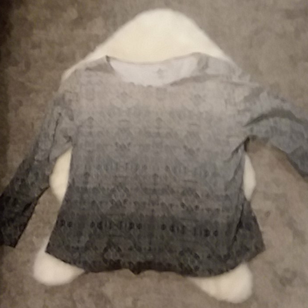 Liz Claiborne Sweater Blouse!
